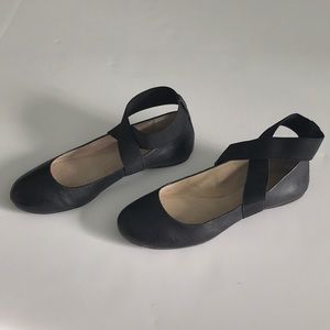 Jessica Simpson leather ballet flats